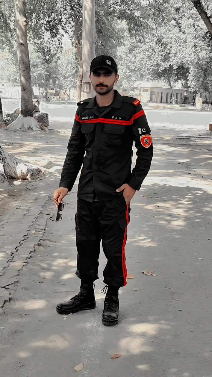 @Waرis رائے🚩