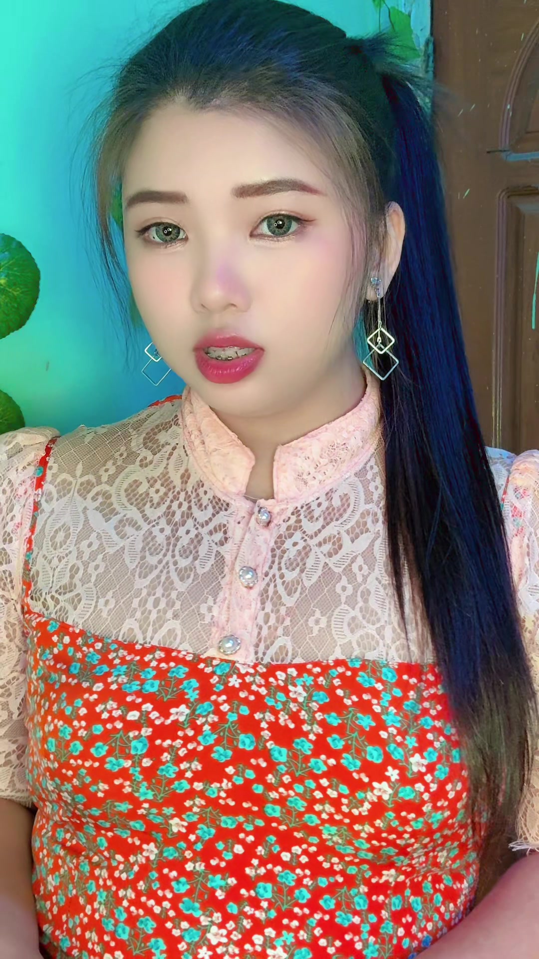 @🌺 Khin Kyae Hmone San 🌺