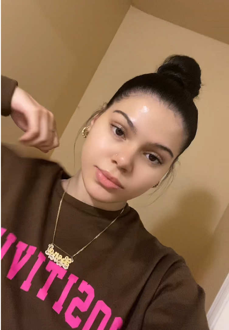@Lena🤍