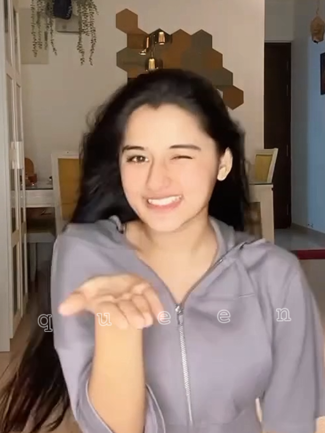 @❀𝙌𝙪𝙚𝙚𝙣😝😝♡●