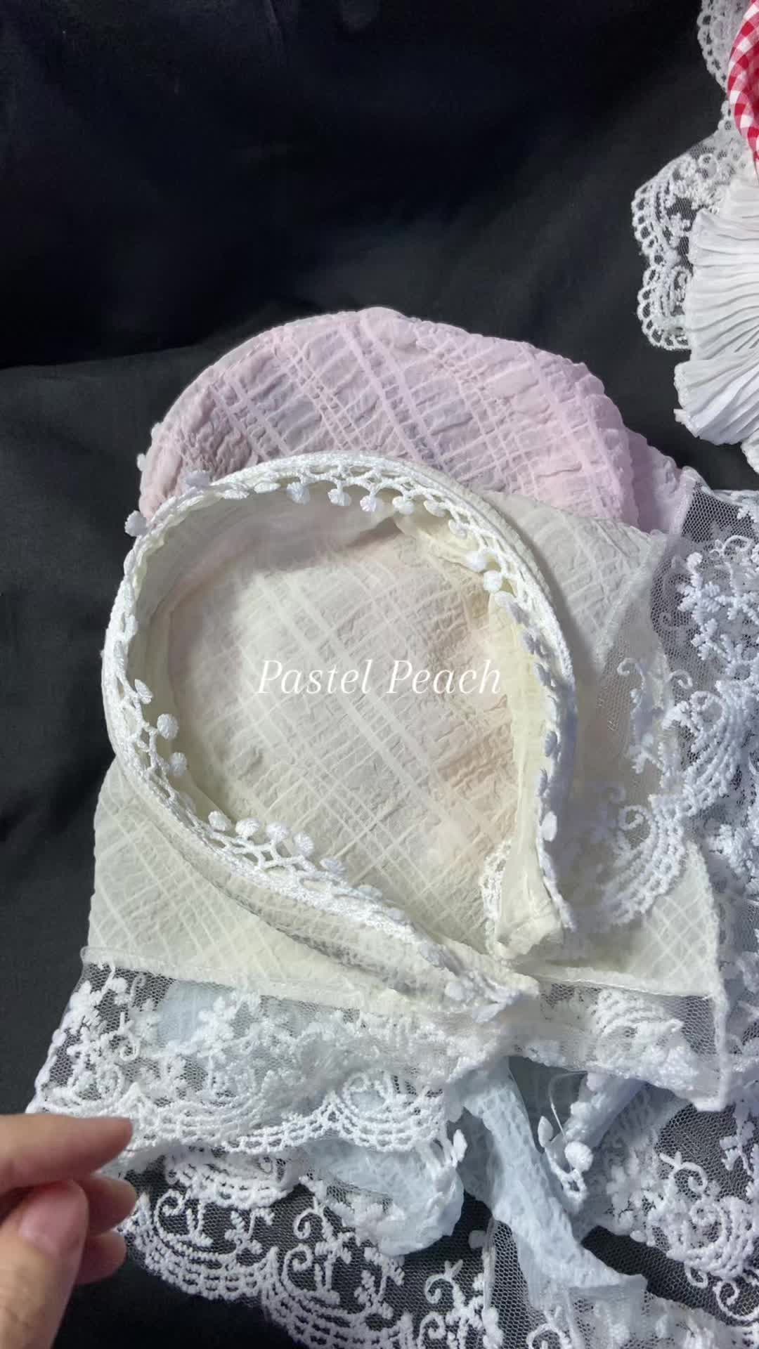 @Pastel Peach