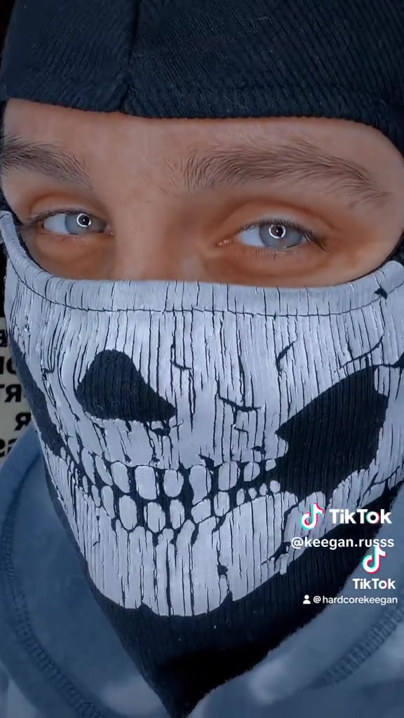 @🎭ᴛʜᴇ ᴄᴏꜱᴘʟᴀʏᴇʀ🎭