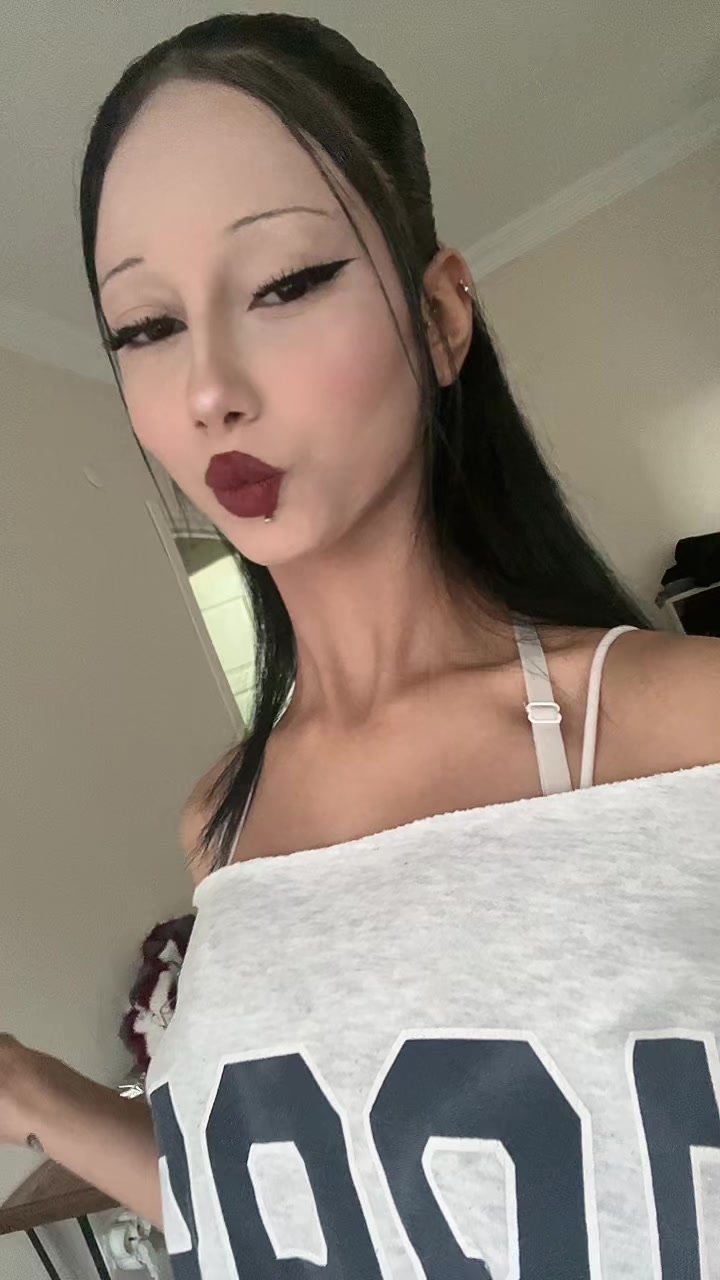 @𝓮𝓬𝓻𝓲𝓲𝓷