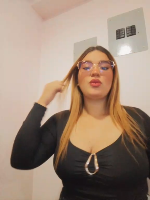 @Xiomii💚