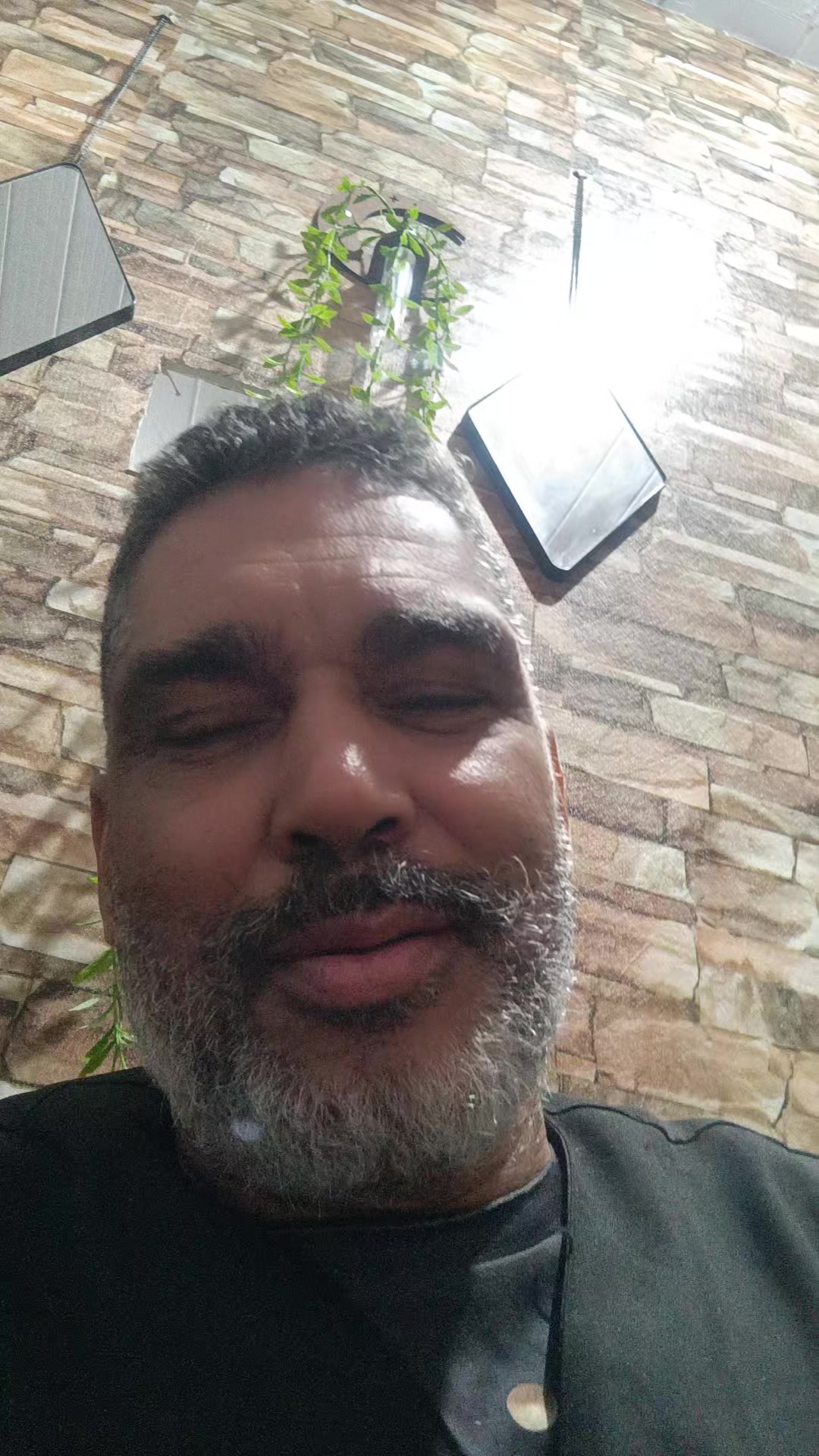 @vassouras