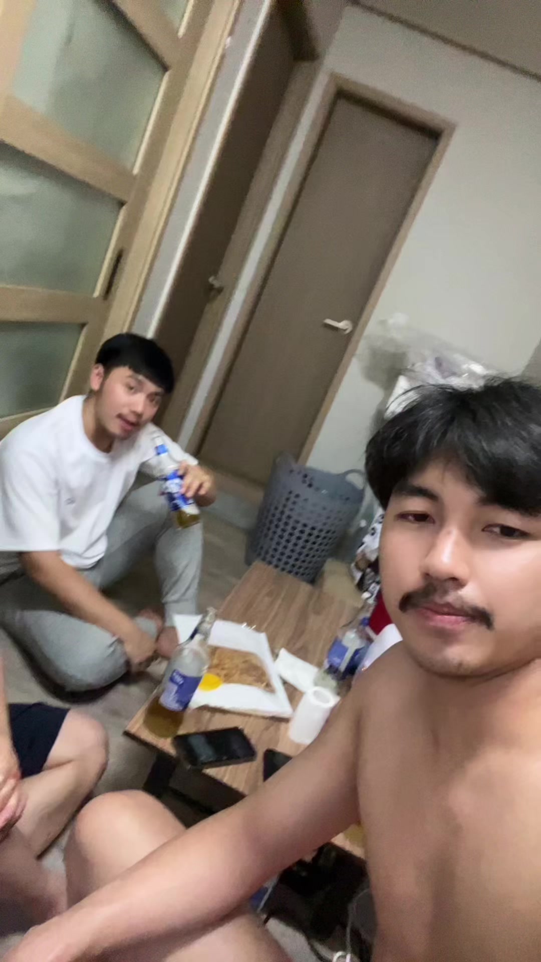 @บัด ดี้.