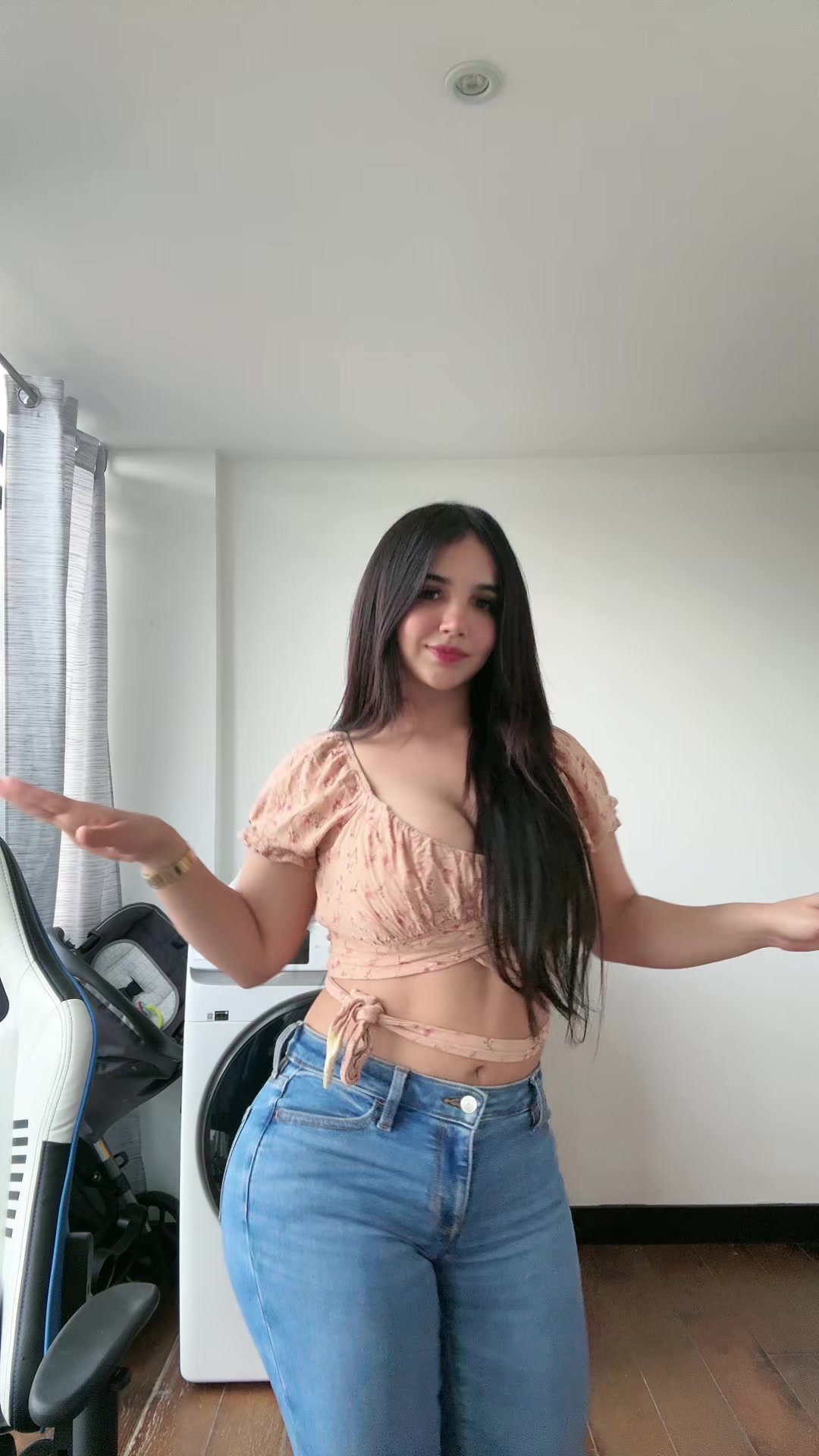@angiemiranda189