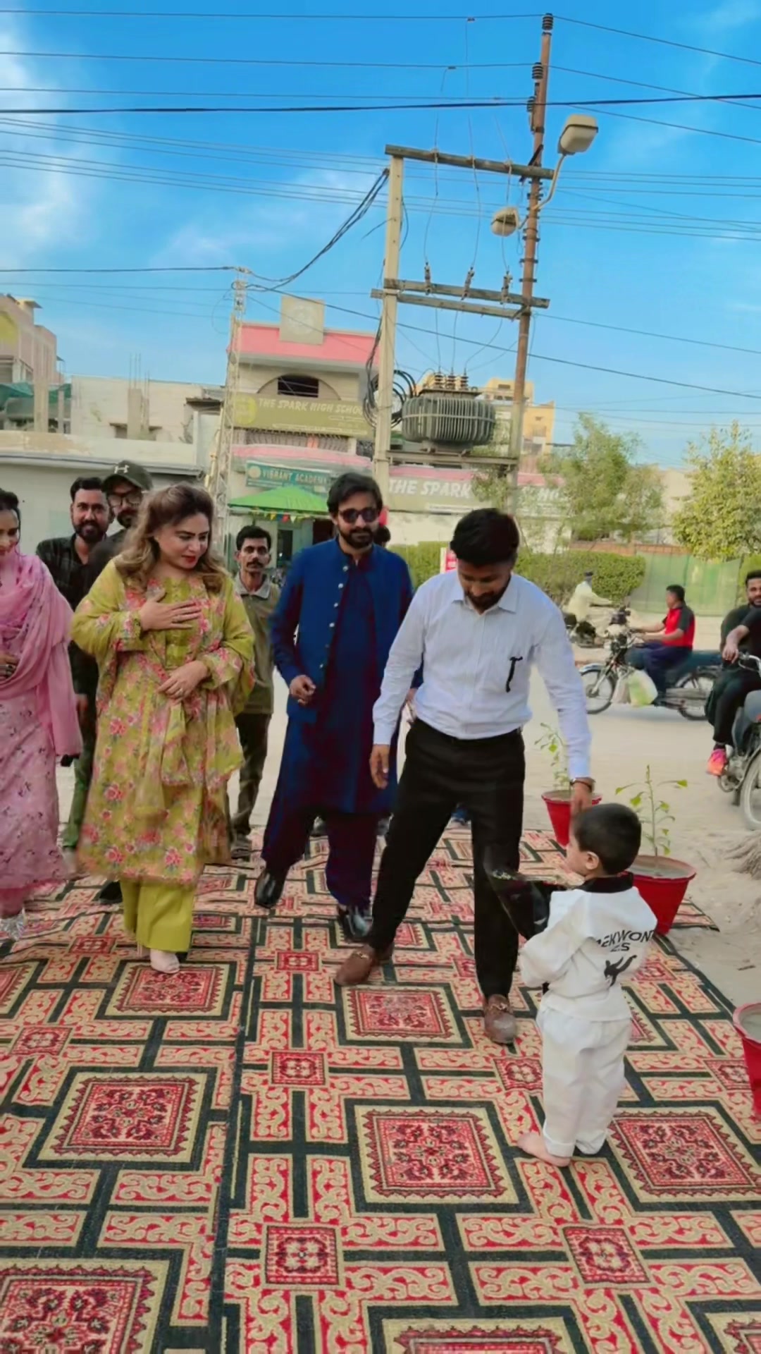 @Ishrat mughal