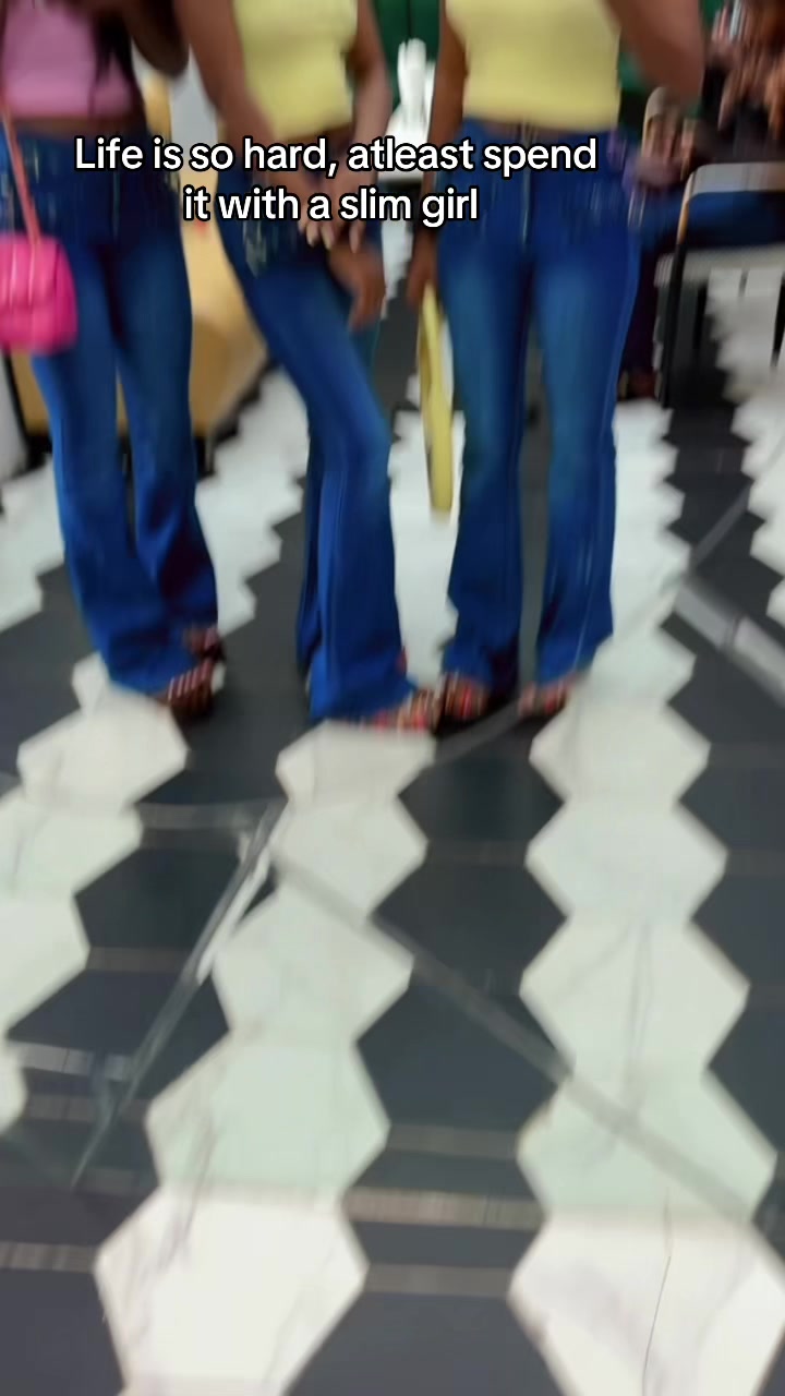 @Twinzcandy