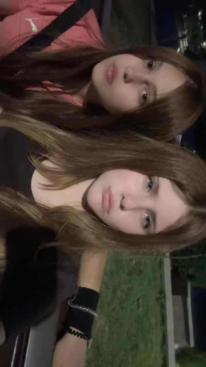 @juliaa