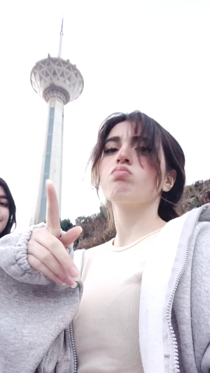 @hastiyanegh