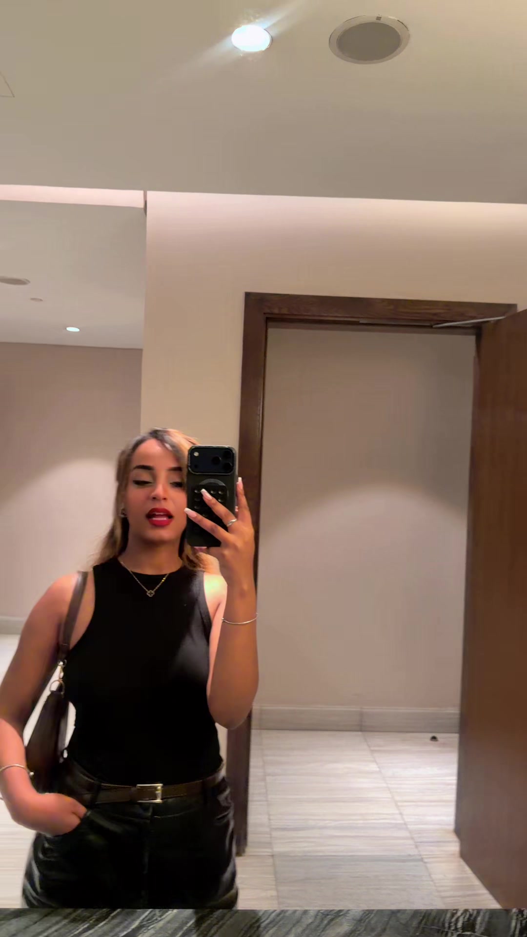 @lual