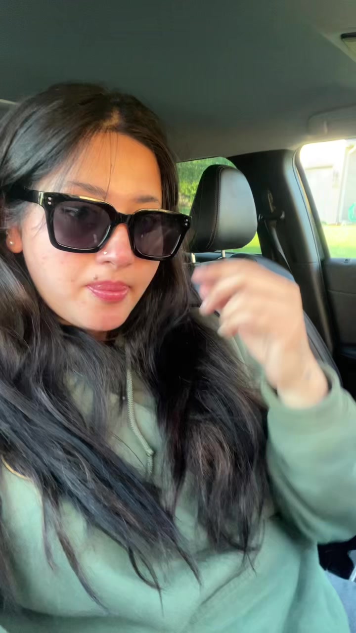 @ROSHNA✨