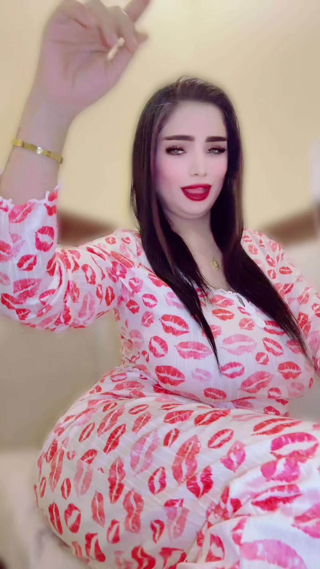 @لالة سلطانة 👑💜🪬