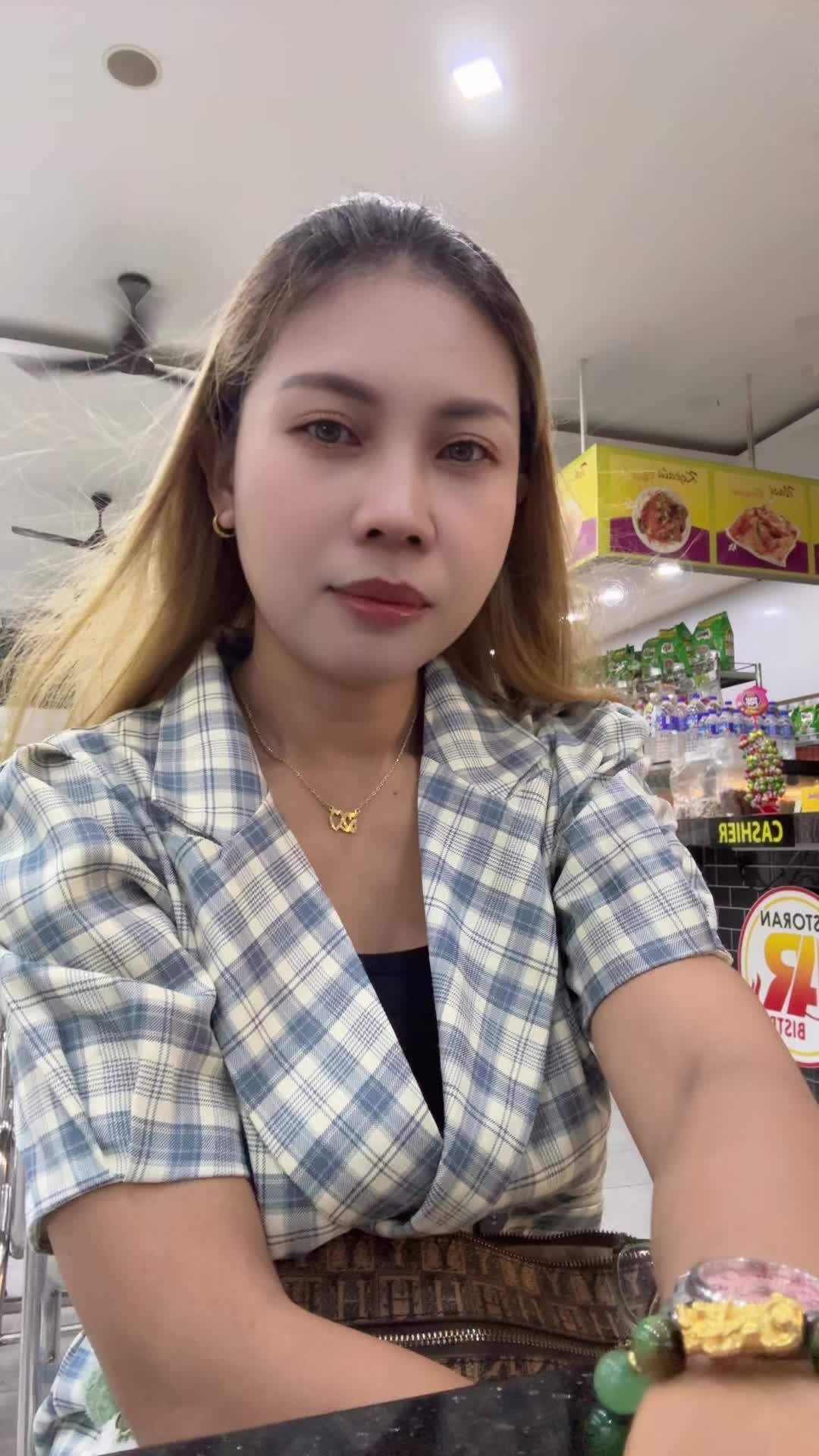 @Coline indah