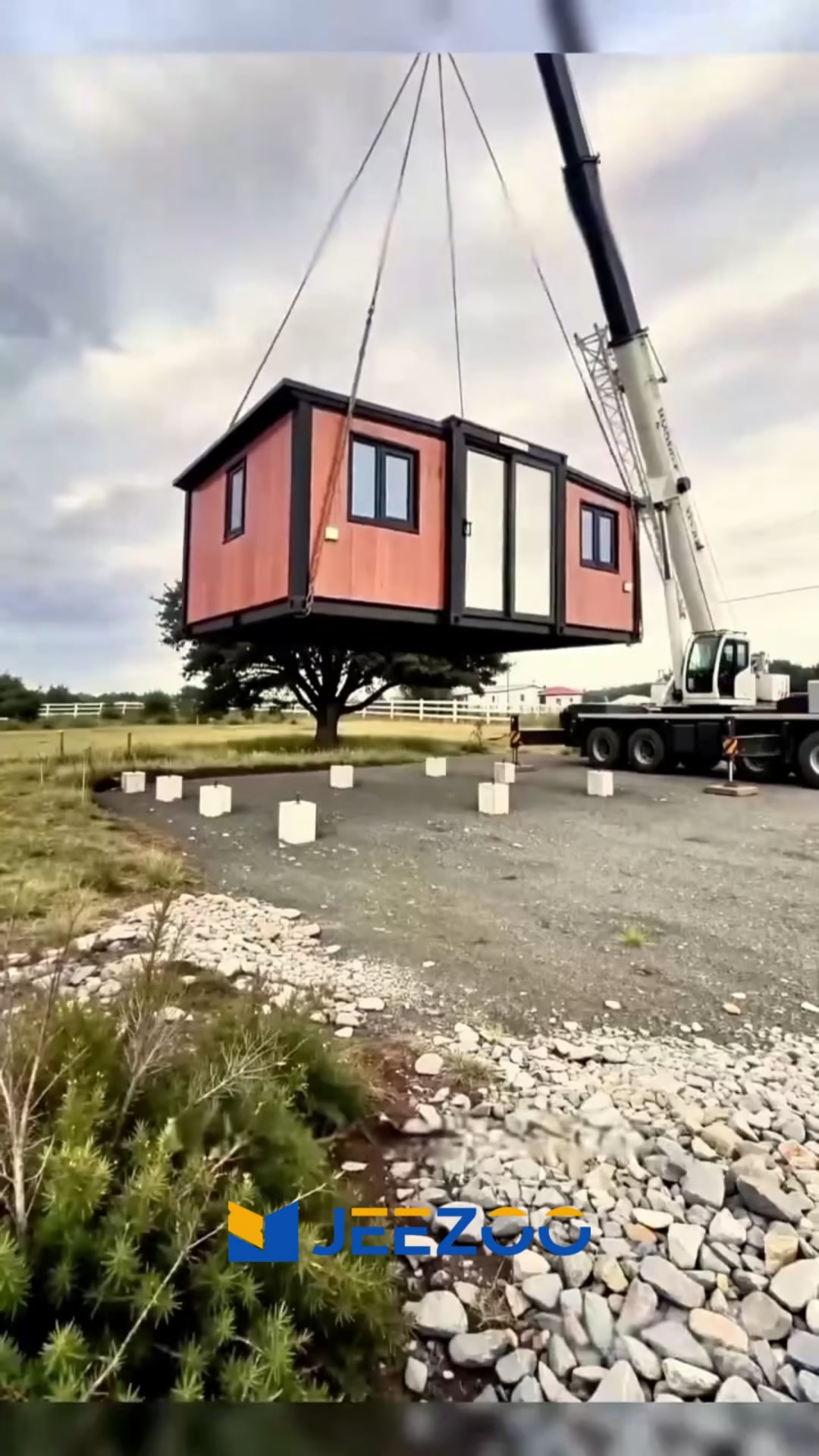 @Jeezoo Expandable House