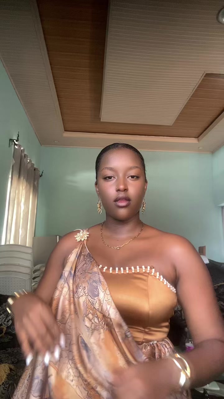 @Mrs🌺