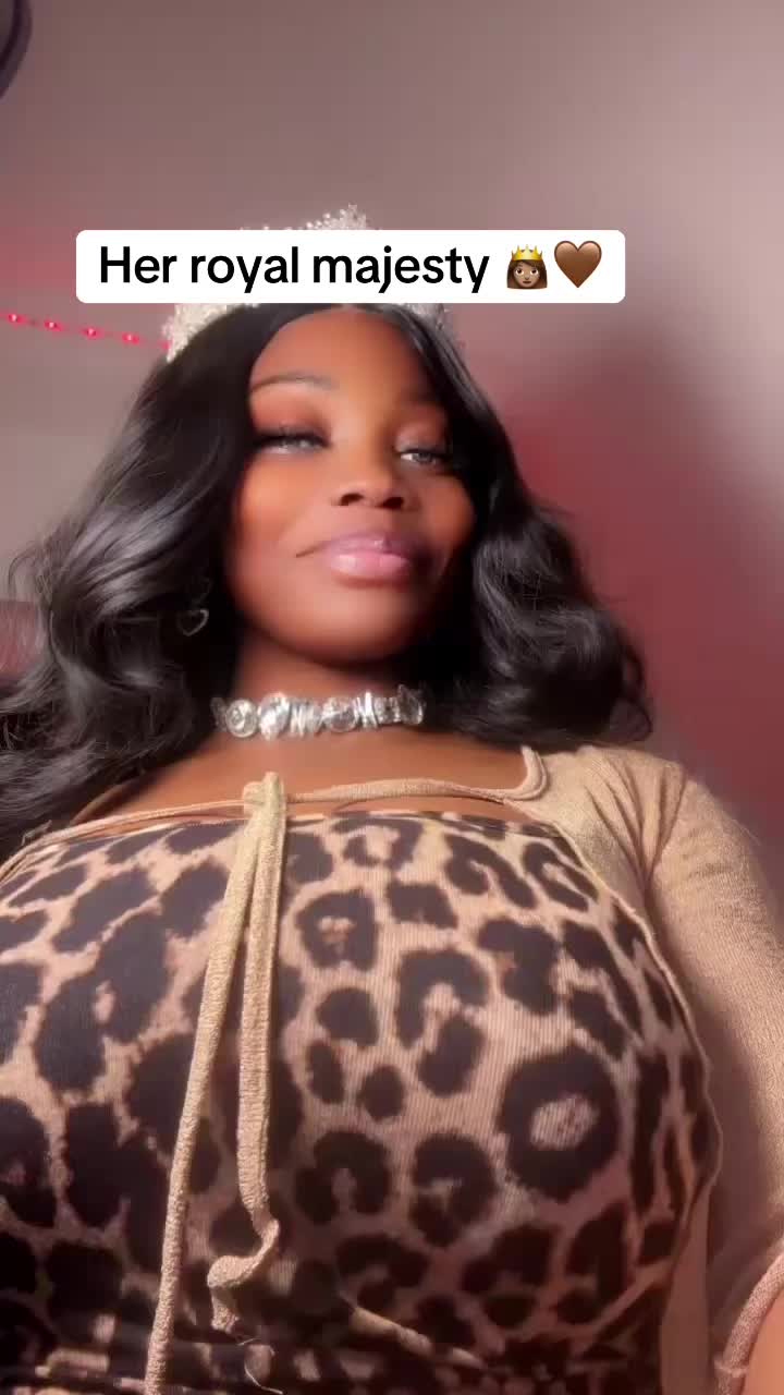 @QUEENFIRST🤍🦋