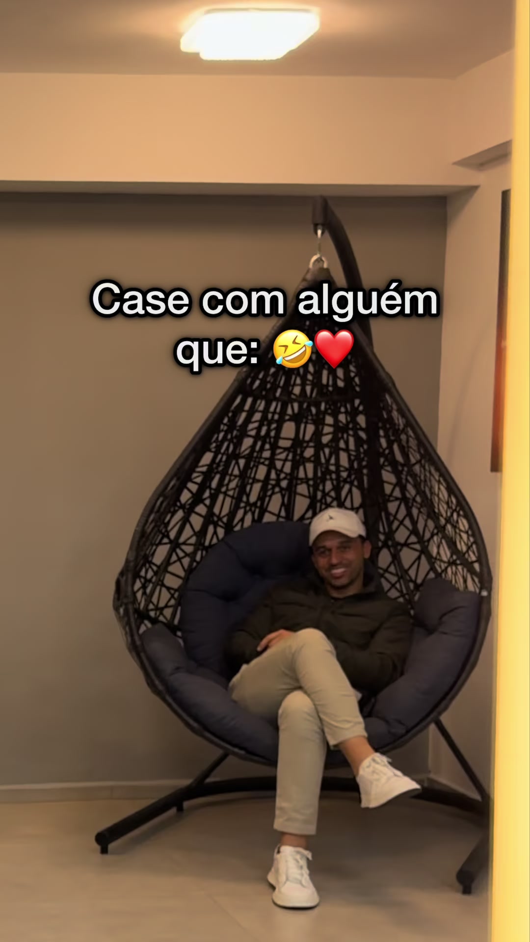 @Luna