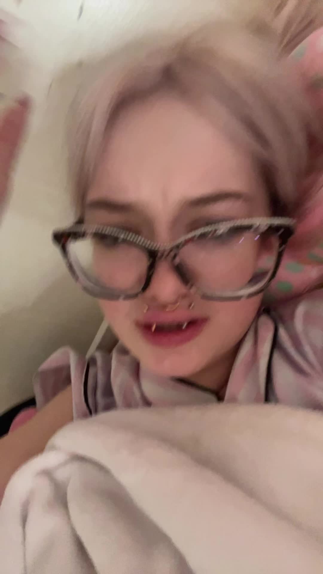 @Paige🧍🇵🇸
