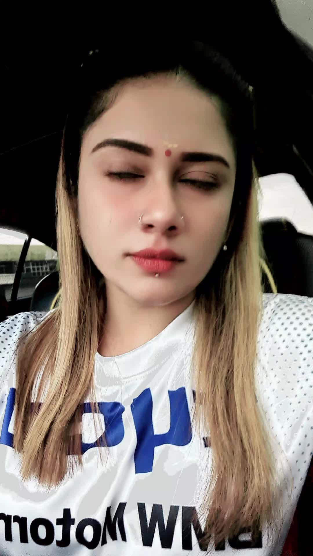 @Aisvini Aishu