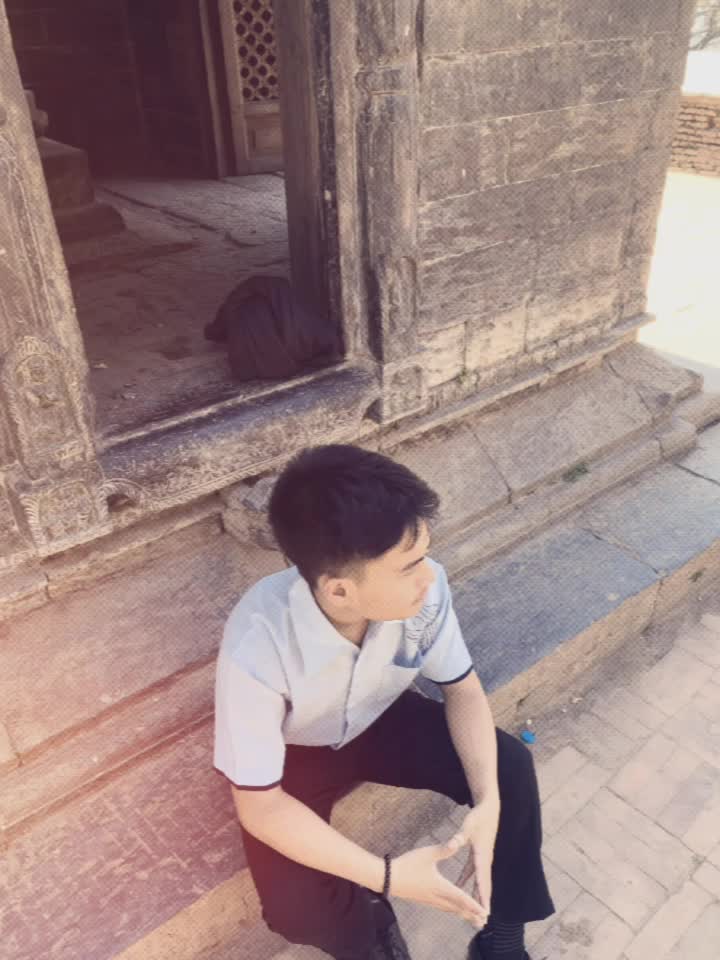@बिपिन थापा  🕊️✨