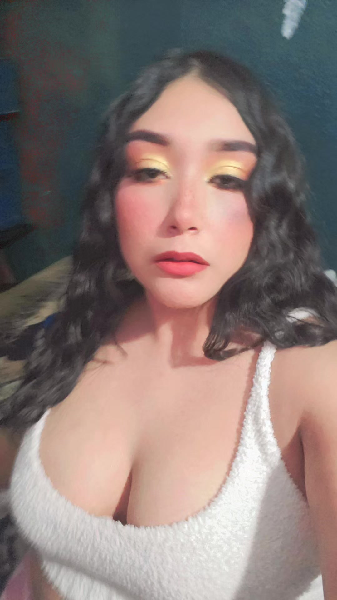 @less💚