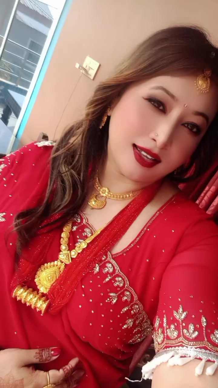 @Glossy sarmila