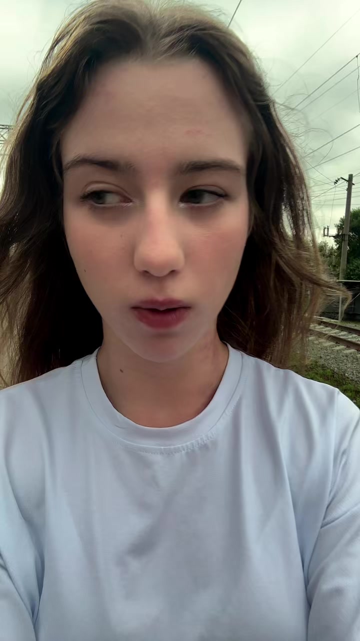 @𝒜𝓃𝑔𝑒𝓁𝑜𝒸𝒽𝑒𝓀🪽