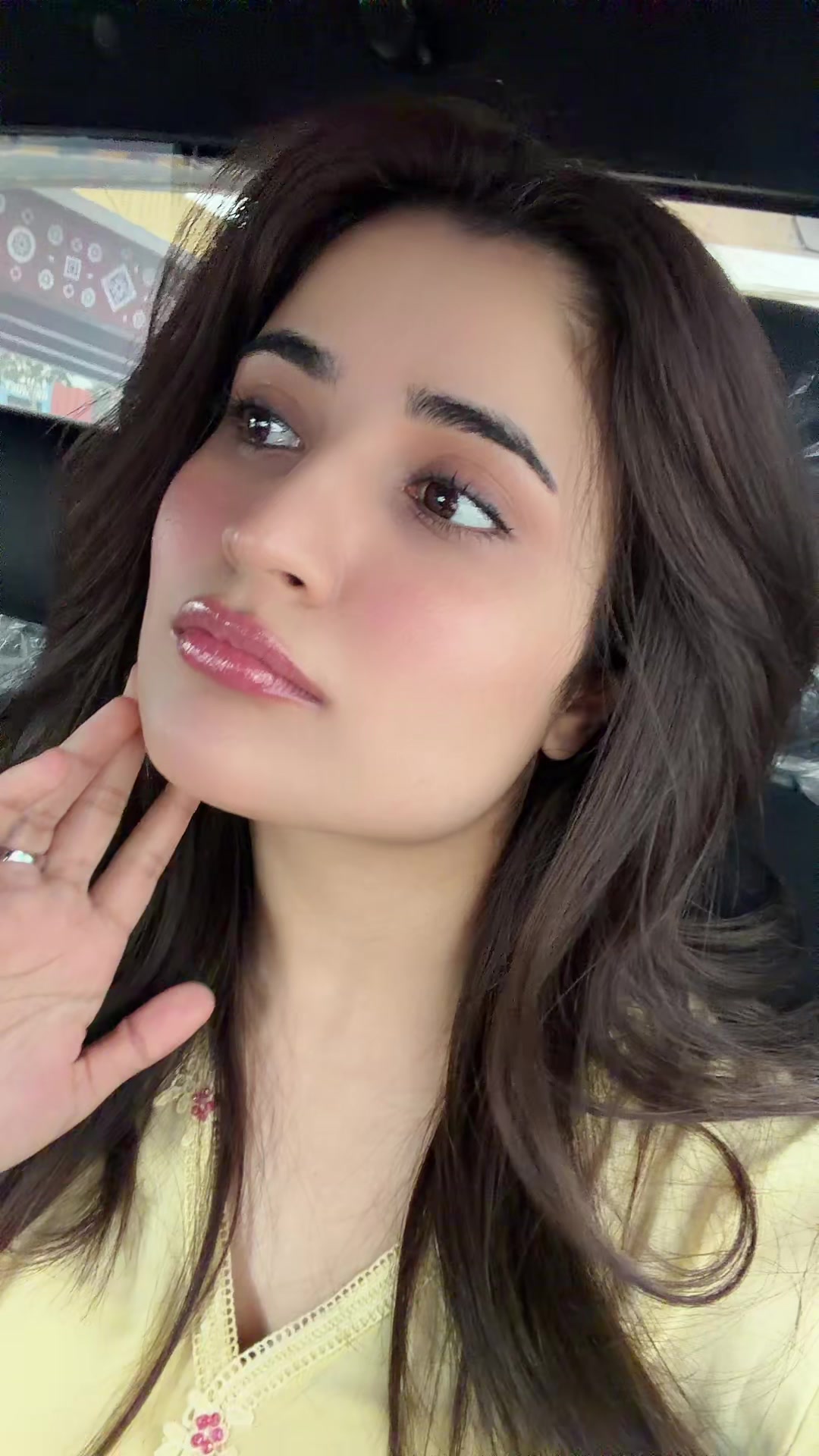 @Aroob Jatoi