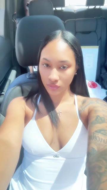 @janay ♡