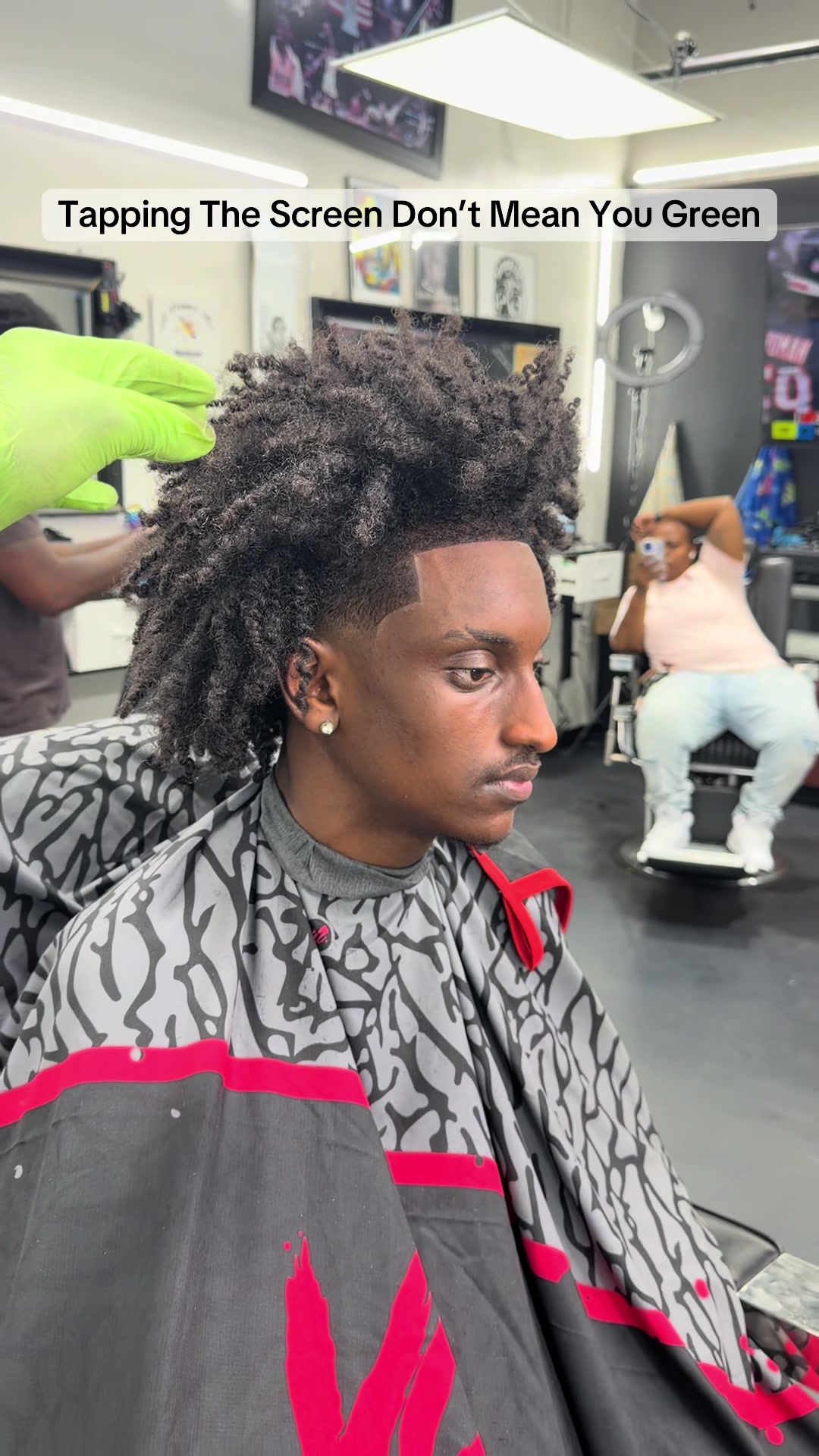 @VEL CUTZ