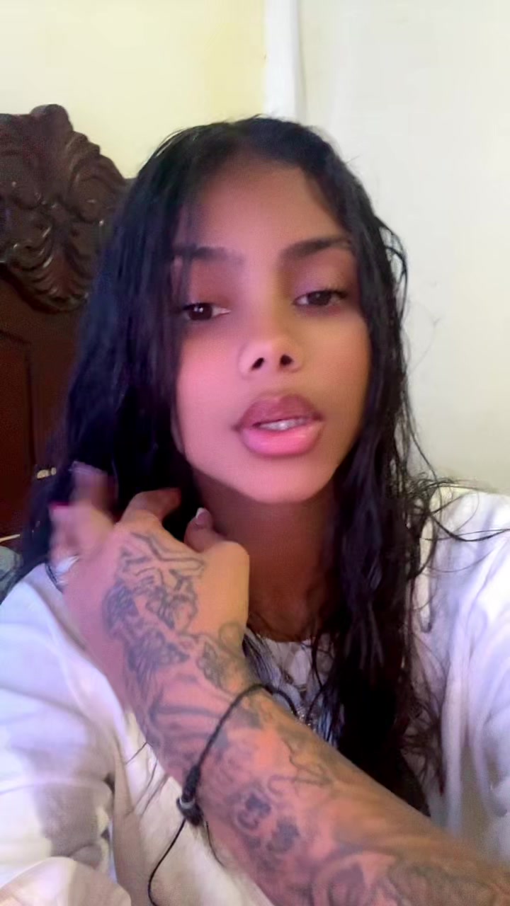 @Yeilyn Garc&iacute;a 👀🥶😍