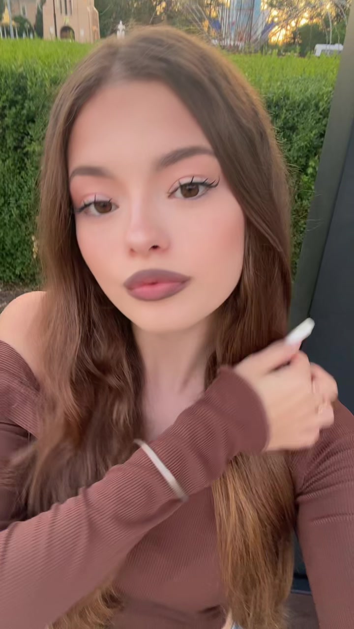 @Искра