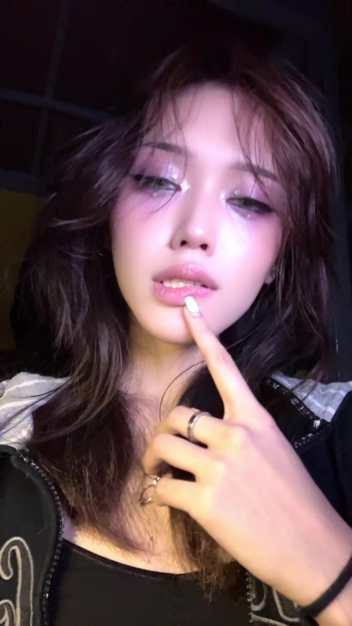 @Nicole Flores