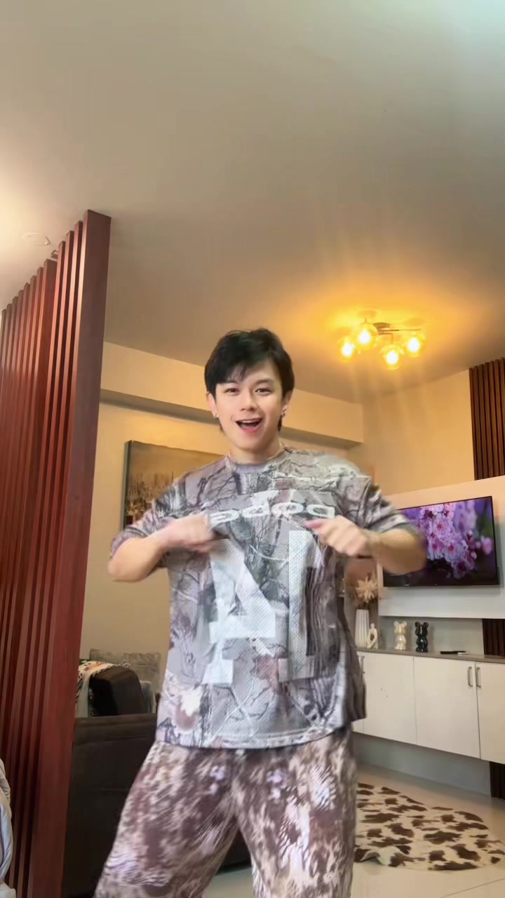 @tepsiloggggg
