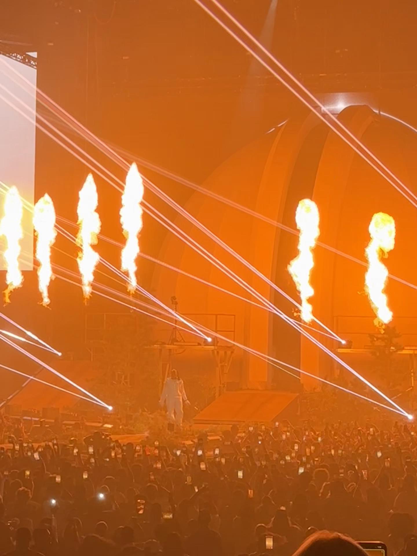 @whatconcertnext