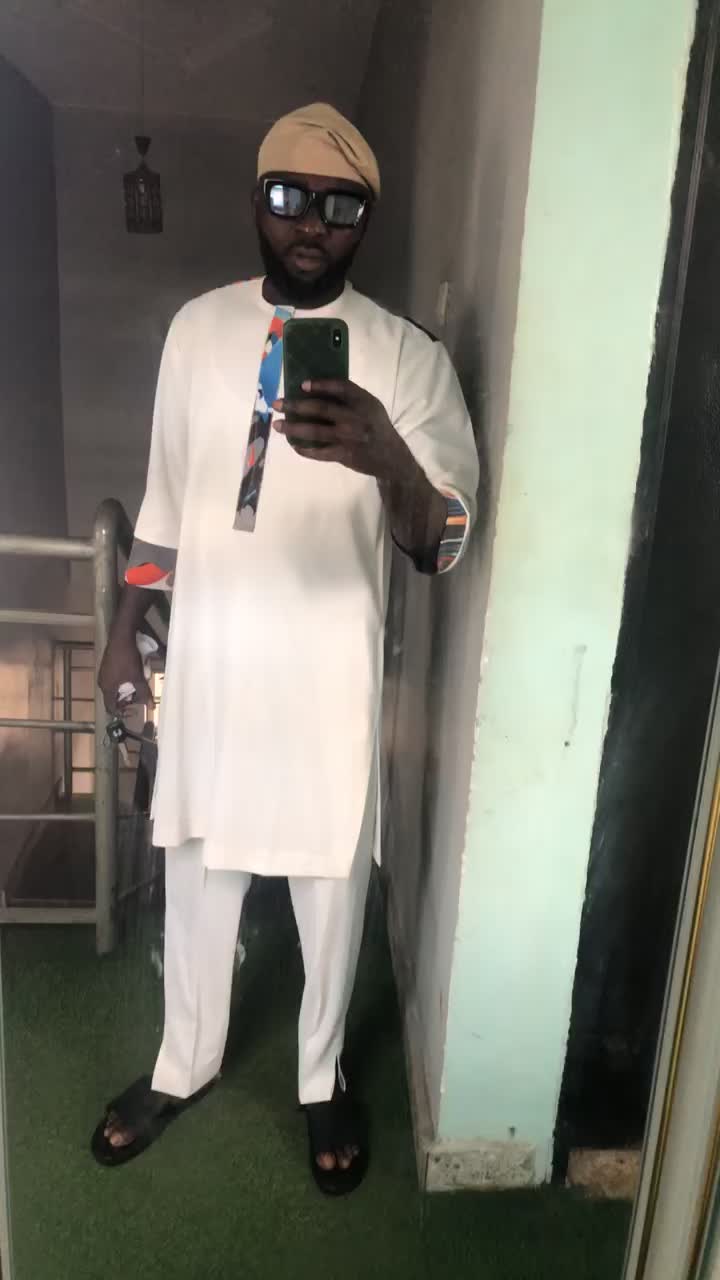 @Oluwaseyi 💧
