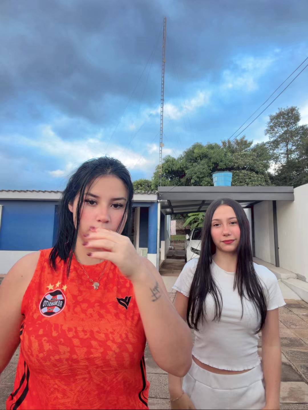 @Luana Aguilar 