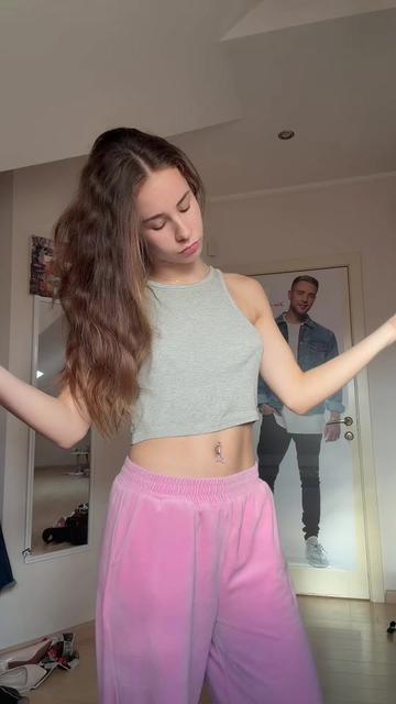 @millenachupris