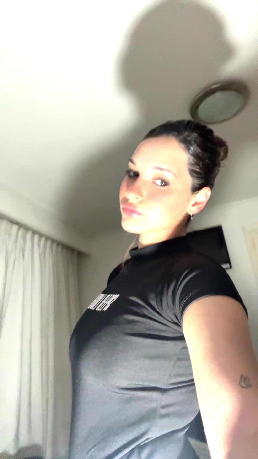 @Rochuu💋🏹🍒