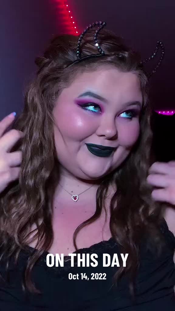 @Queensizebeauty ♡