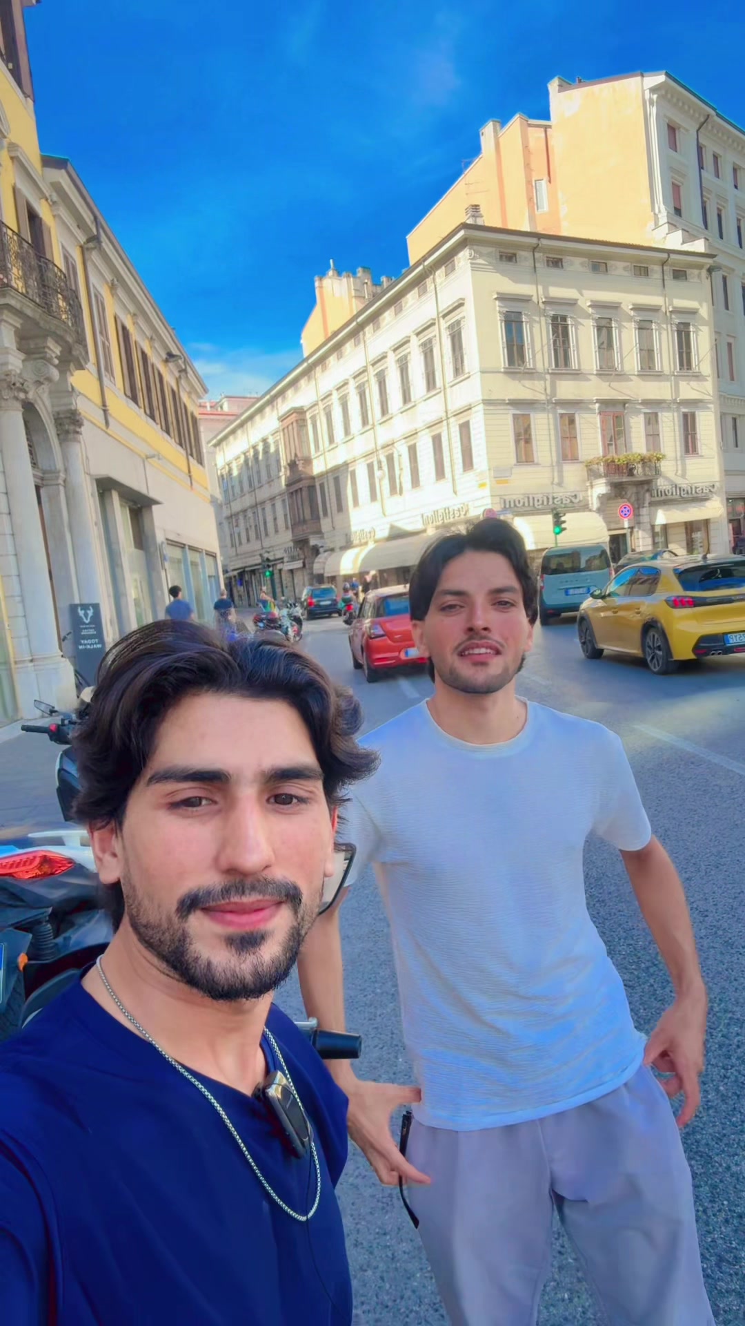 @🥝.MUNIR..🥝&hellip;.🇮🇹