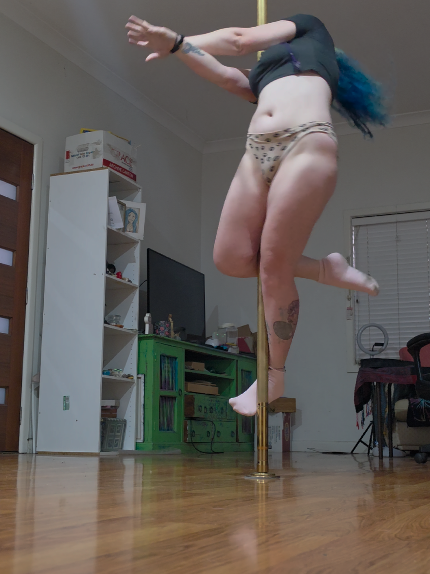 @tiedyepole