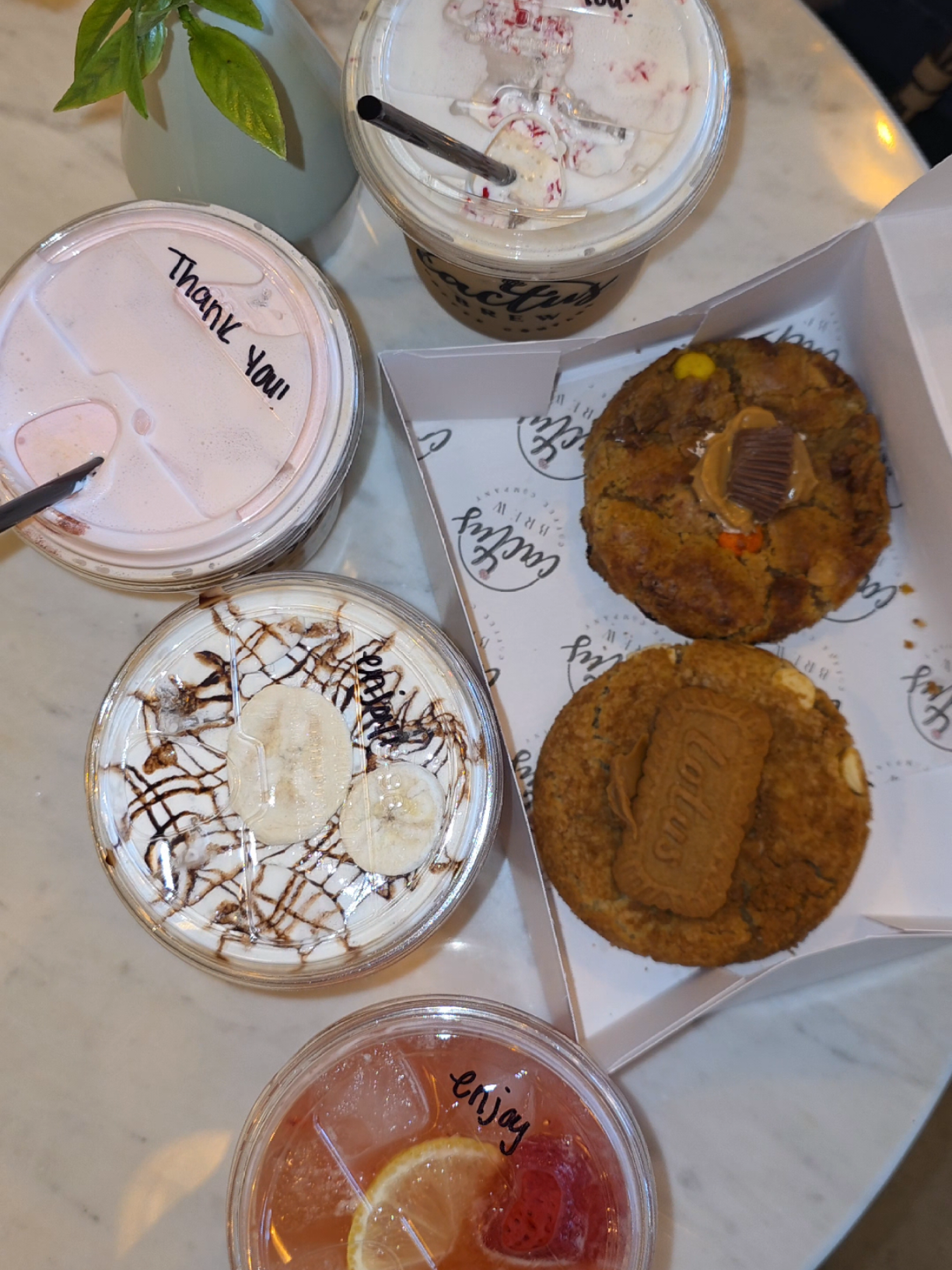 @956RGV 🎀 Mad Melba's Munchies