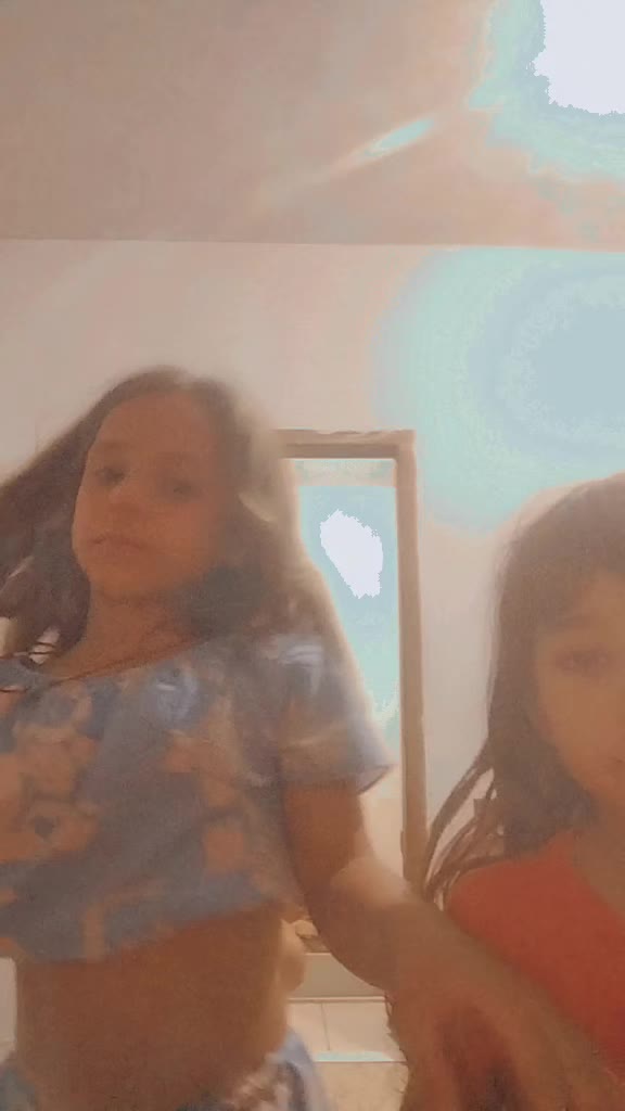 @Valentina
