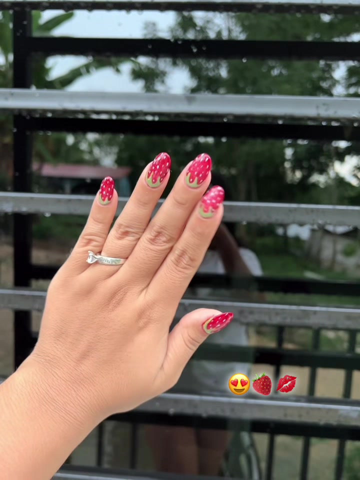 @🍓🦋