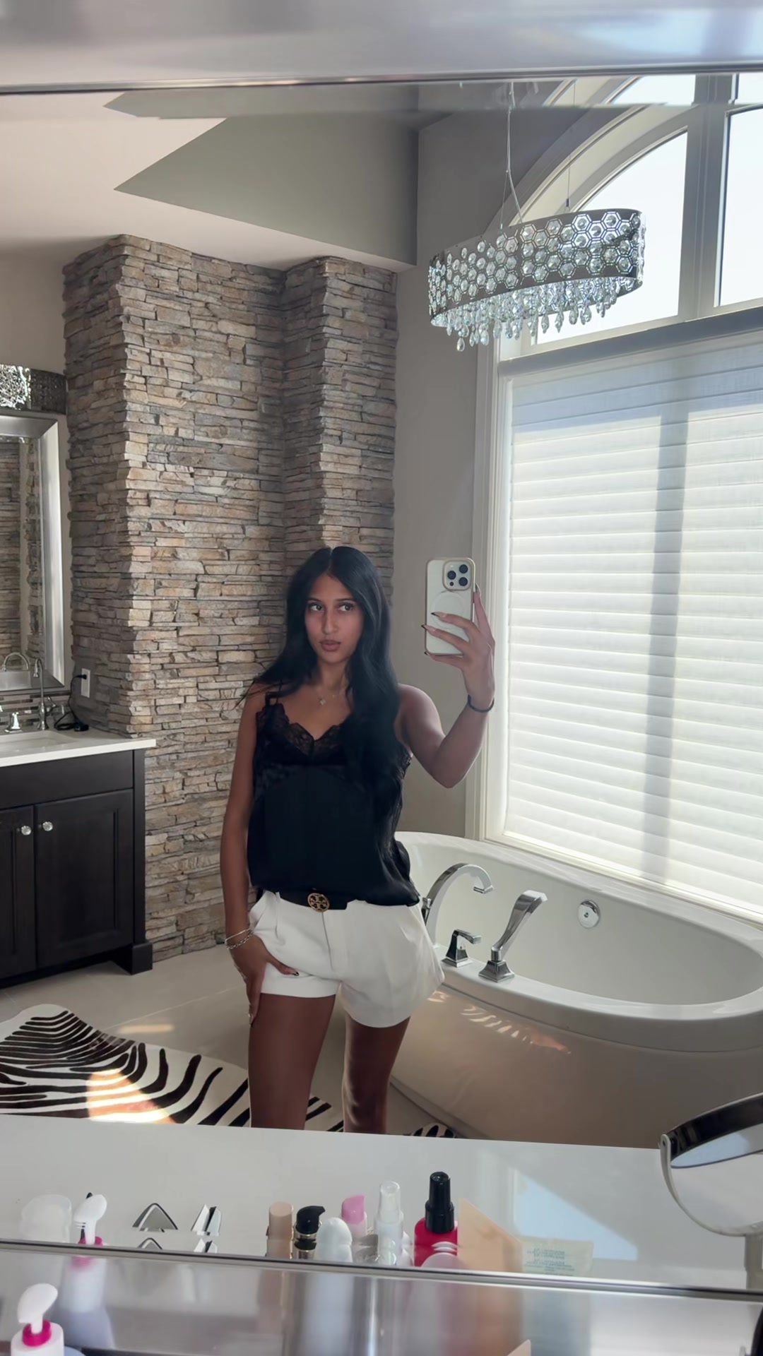@𝒿.