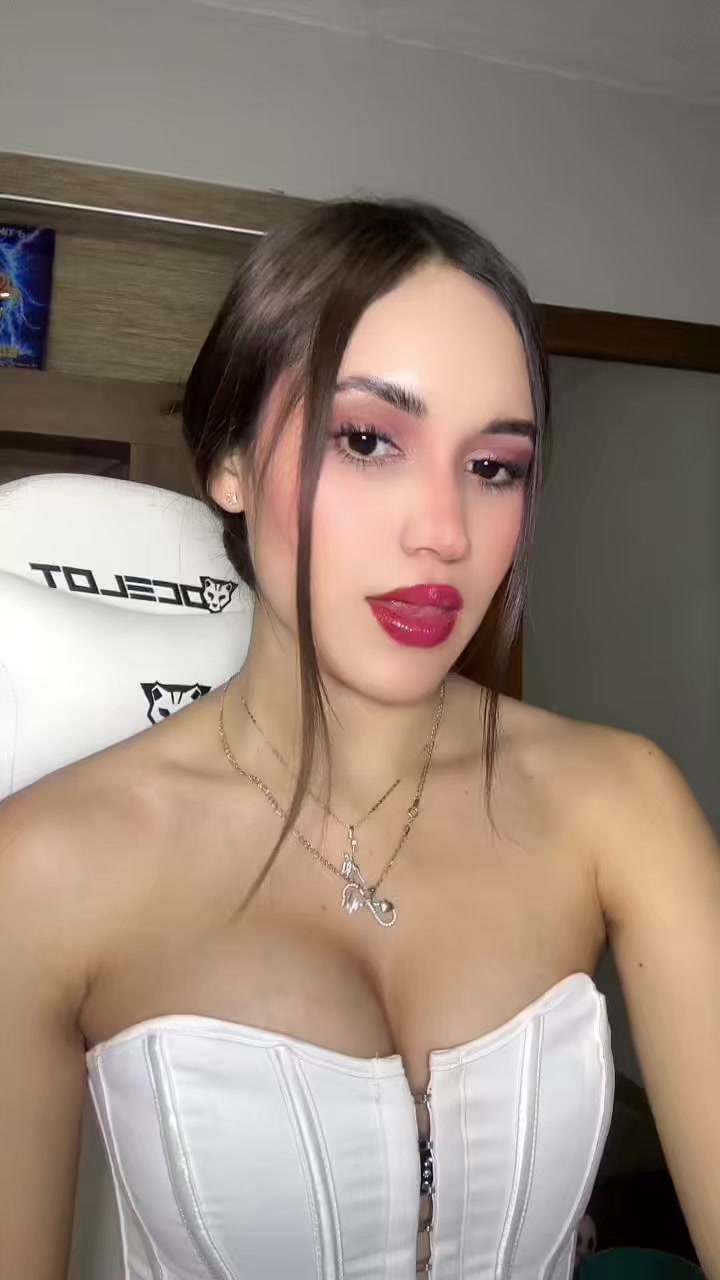 @✨🧜🏼♀️💞🦁Miss Ale ᥫ᭡ 💞✨