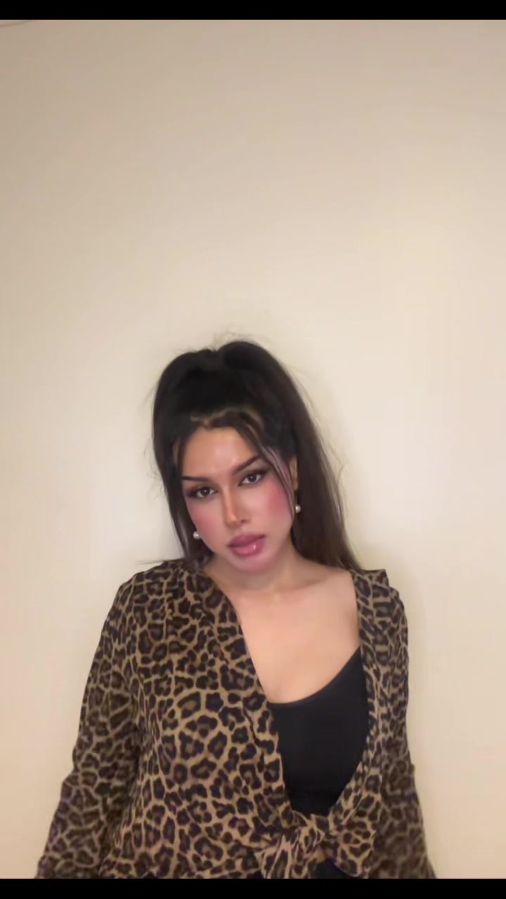 @Ana 👑